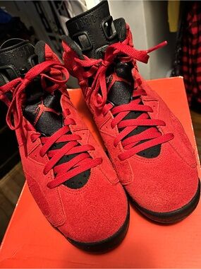 🐂 #Exclusive #Jordan6 #Retro #Toro #Size 10 #WithBox #Storage 🔴